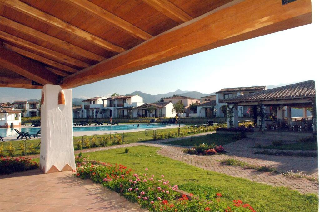 Le Tre Querce Aparthotel San Teodoro  Ngoại thất bức ảnh